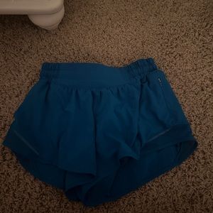 Lululemon Hotty Hot 2.5 Shorts